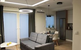 Apartament Wspólna19 (Centrum, garaż podziemny, klimatyzacja )